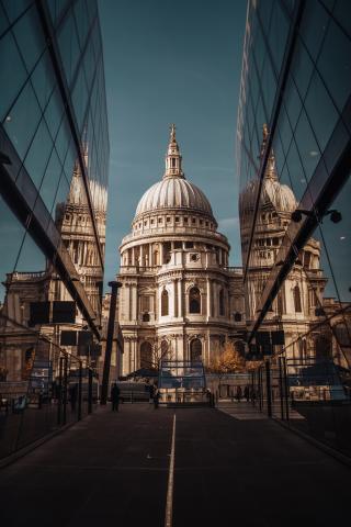 image of St Paul's Cathedral London